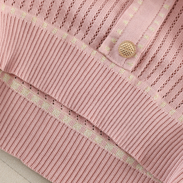 Modern női pulóver gombokkal, kerek nyakkivágással több színben