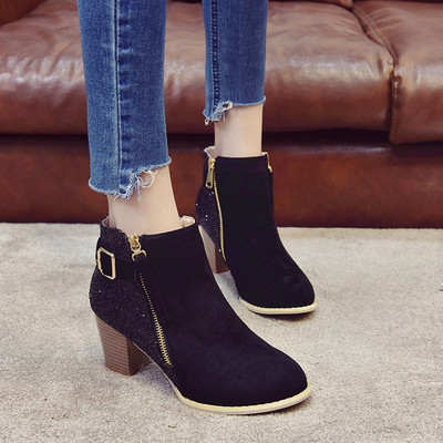 Modern női csizma vastag sarkú fekete, bézs és lila flitterekkel