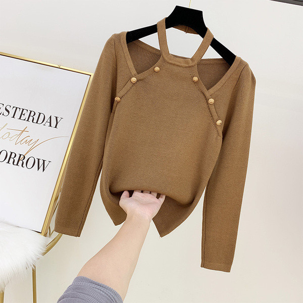 Μοντέρνα γυναικεία μπλούζα με μεταλλικό στοιχείο σε διάφορα χρώματα