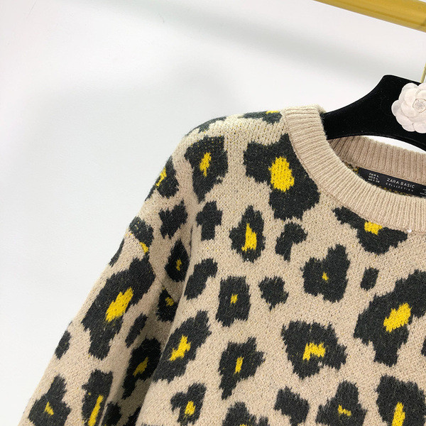 Γυναικείο καθημερινό πουλόβερ  με ζωική και με εκτύπωση