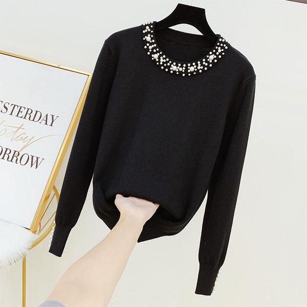 Γυναικείο πουλόβερ με στρογγυλη λαιμόκοψη και πέρλες σε τέσσερα χρώματα