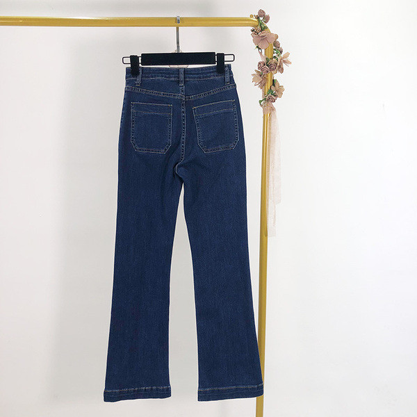 Kék színű, zsebes női farmer - egyenes modell