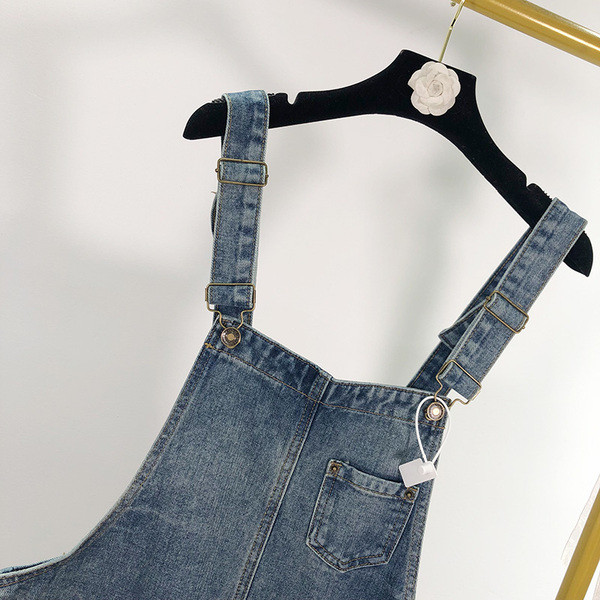 Salopeta casual dama din denim de culoare albastra - model lat