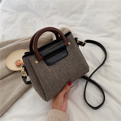 Geanta de dama moderna cu manere lungi si scurte in trei culori