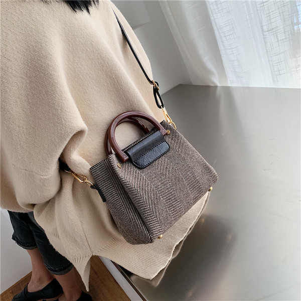 Geanta de dama moderna cu manere lungi si scurte in trei culori