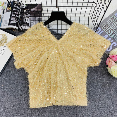 Κομψή γυναικεία μπλούζα με λαιμόκοψη και πούλιες σε κίτρινο, λευκό και μαύρο χρώμα