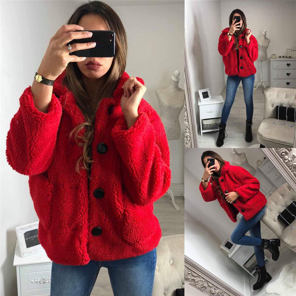 Modern női kabát gombokkal és zsebbel barna, piros és rózsaszín színben