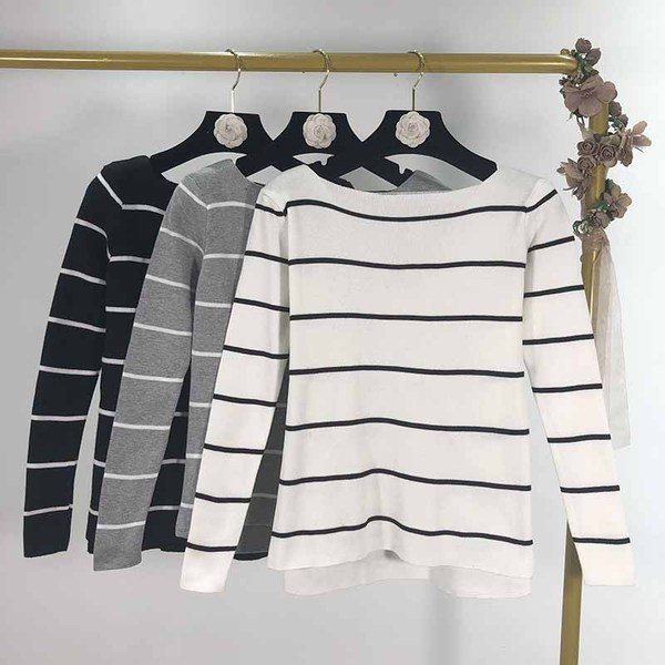 Γυναικεία ριγέ μπλούζα σε λευκό, γκρι και μαύρο χρώμα