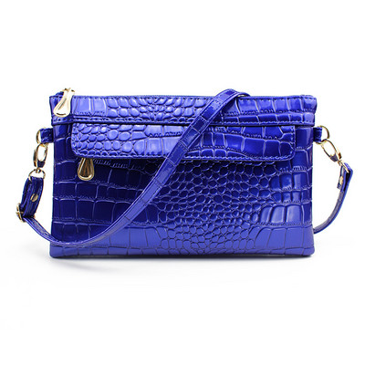 Eko bőrből készült női táska hosszú füllel