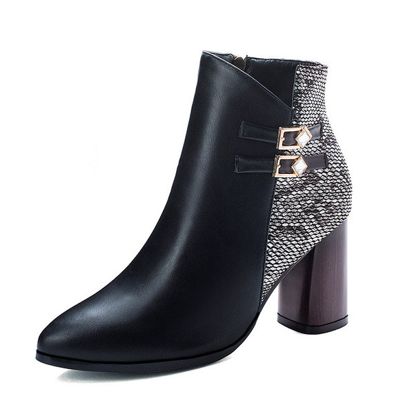 Cizme de dama elegante cu toc gros si model animal este alb si rosu