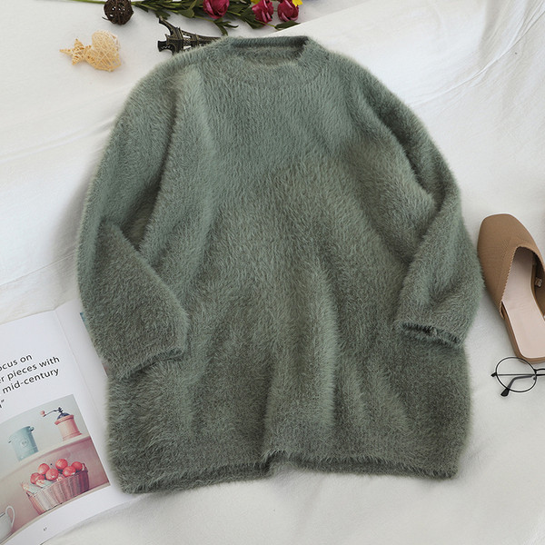 Γυναικείο ζεστό πουλόβερ με οβάλ λαιμόκοψη σε τέσσερα χρώματα