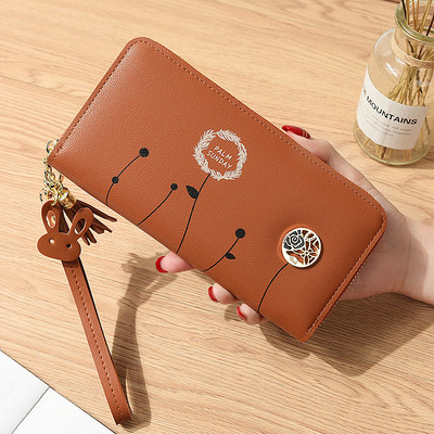 Geanta de dama cu aplicatii si elemente metalice