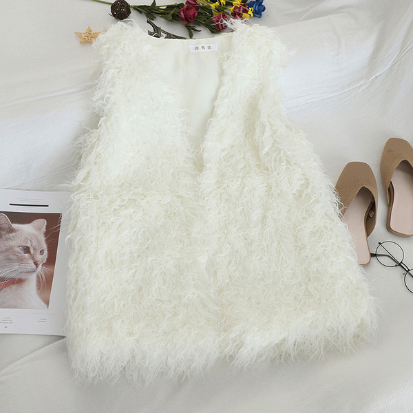 Női pehelymellény fehér, zöld és lila színekben