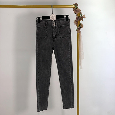 Γυναικεία casual τζιν με τσέπες σε μπλε και μαύρο χρώμα