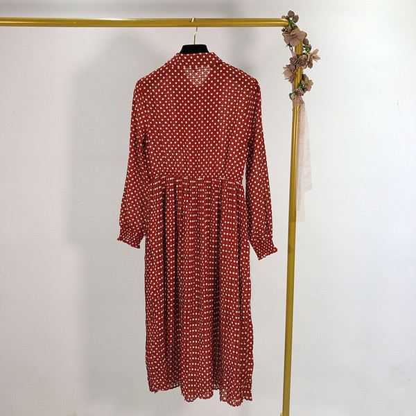 Μακρύ καθημερινό ό φόρεμα με ελαστική μέση και μακρύ μανίκι