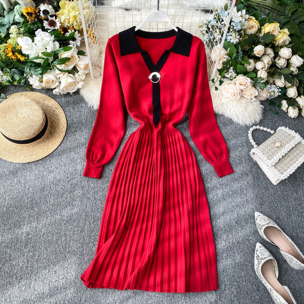 Μοντέρνο γυναικείο φόρεμα με λαιμόκοψη σε τρία χρώματα