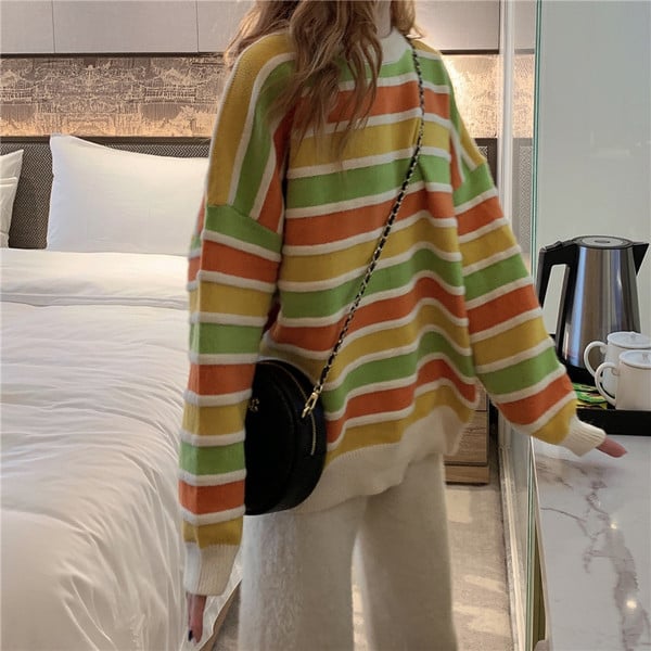 Casual γυναικεία μπλούζα μοντέλο σε τρία χρώματα με ωοειδές λαιμόκοψη