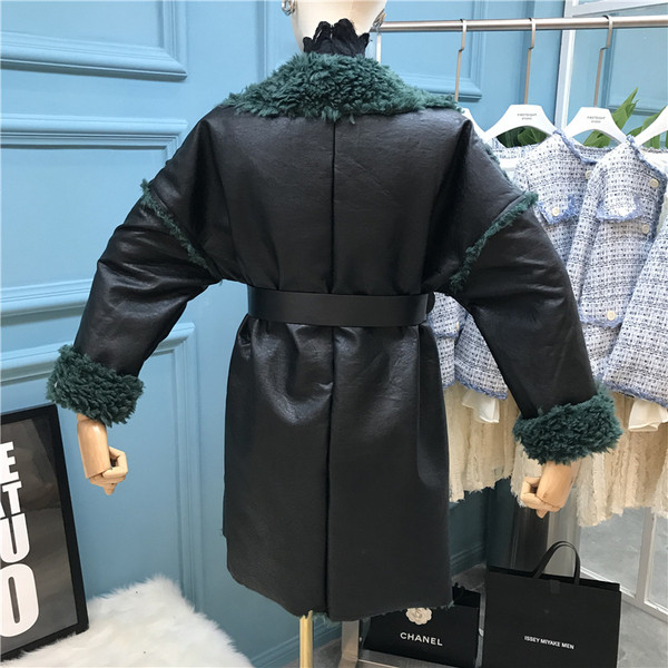 Öko bőrből készült modern női kabát puha béléssel és övvel, négy színben