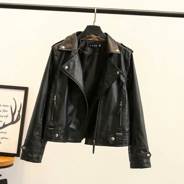 Μοντέρνο γυναικείο έκο δερμάτινο μπουφάν με πλαϊνό φερμουάρ σε μαύρο χρώμα