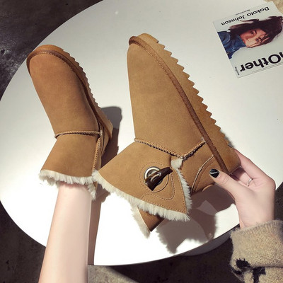 Γυναικείες μπότες με επίπεδη σόλα σε τέσσερα χρώματα