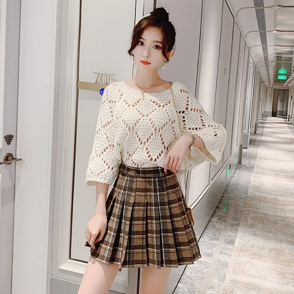 Modern női redős szoknya magas derékkal