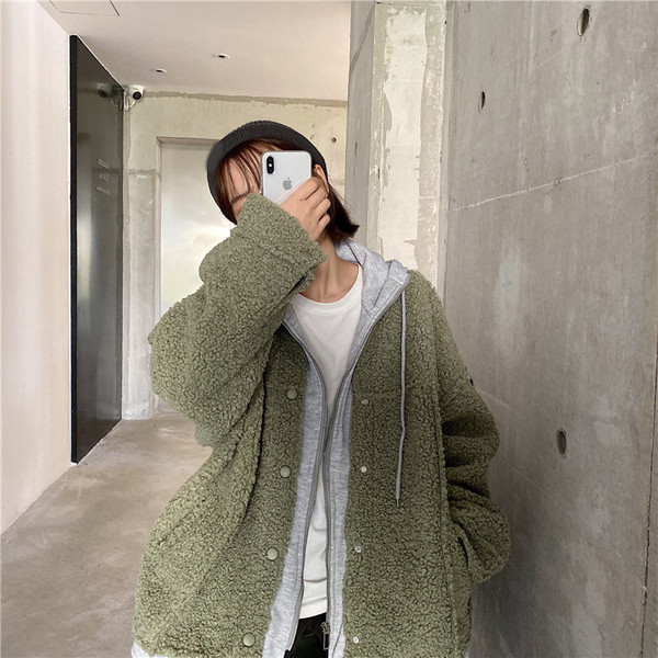 Γυναικείο μαύρο φούτερ με κουμπιά και τσέπες