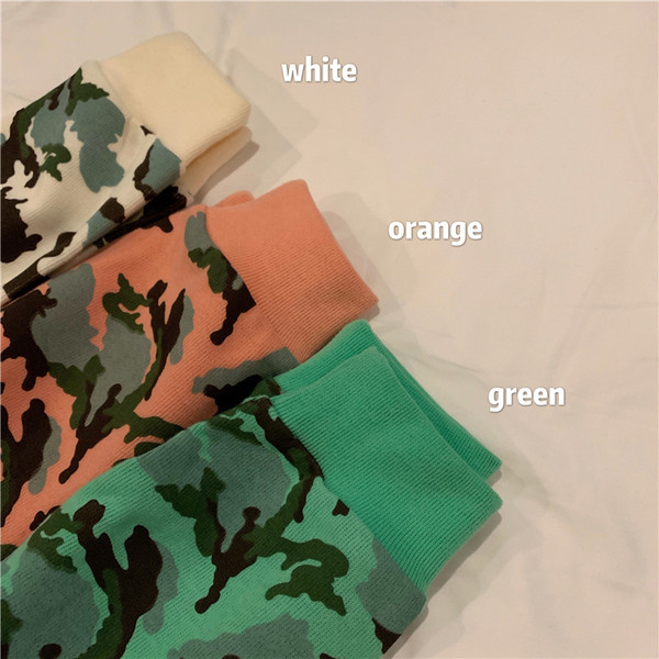 Μικρή γυναικεία μπλούζα καμουφλάζ  σε τρία χρώματα