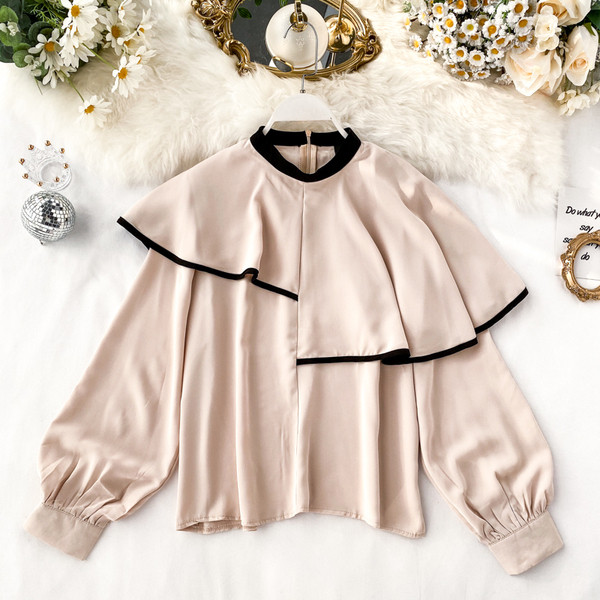 Μοντέρνα γυναικεία μπλούζα με ωοειδές ντεκολτέ και φερμουάρ σε τρία χρώματα