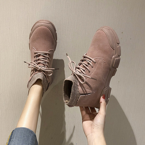 Adidasi de dama cu sireturi si talpa plata in negru, bej si roz