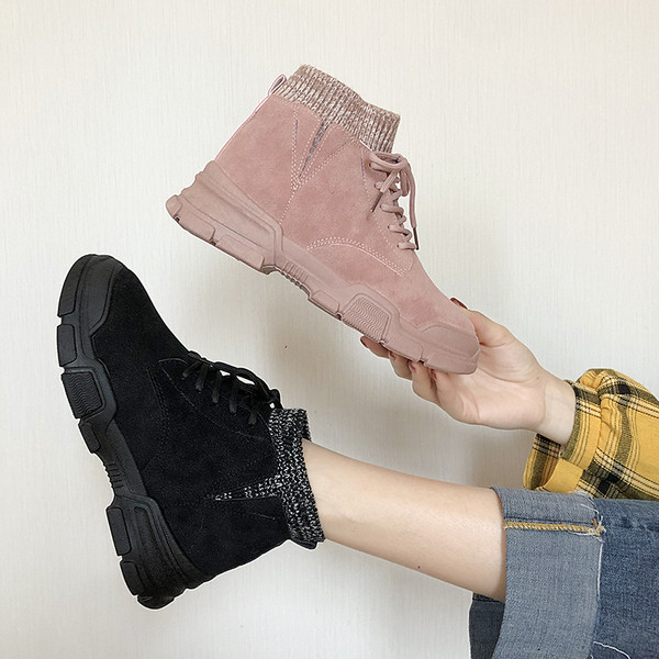 Adidasi de dama cu sireturi si talpa plata in negru, bej si roz