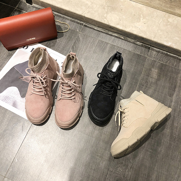 Adidasi de dama cu sireturi si talpa plata in negru, bej si roz