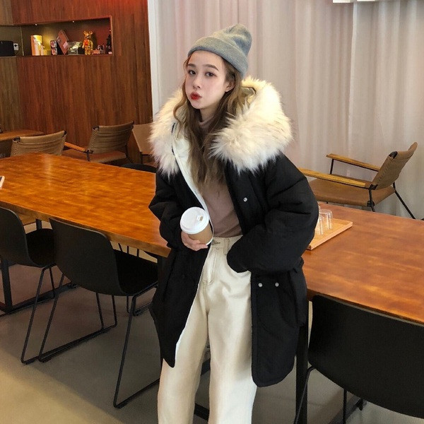 Jachetă lungă de actualitate pentru femei în două culori cu puf