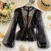 Bluză de damă modernă din dantelă, cu mâneci lungi și largi, cu decolteu oval, de culoare neagră