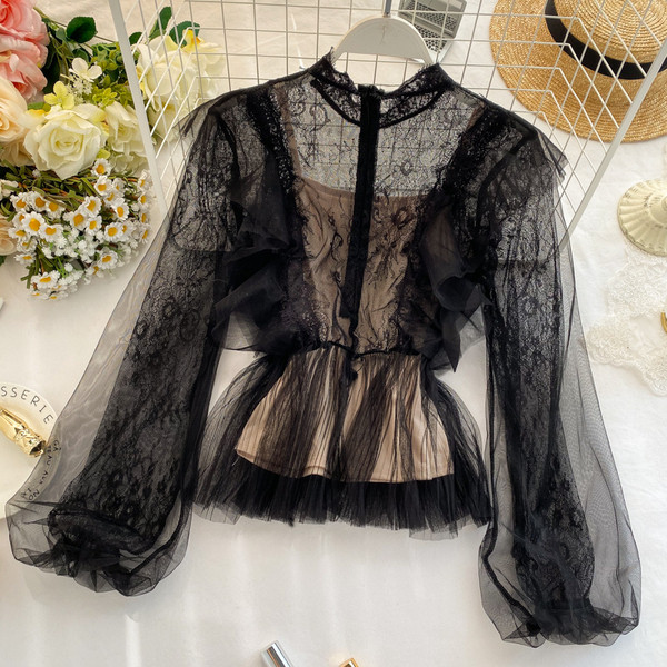 Bluză de damă modernă din dantelă, cu mâneci lungi și largi, cu decolteu oval, de culoare neagră