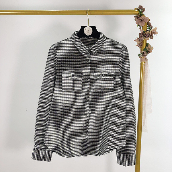 Női kockás ing zsebekkel és gombokkal