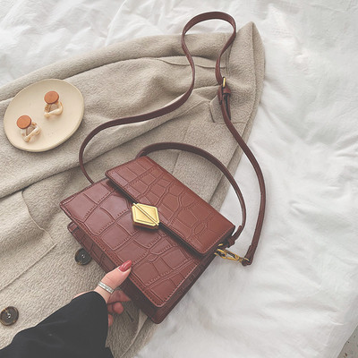 Γυναικεία καθημερινί  τσάντα από έκο  δέρμα με  μικρή και μεγάλη λαβή σε διάφορα χρώματα