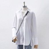 Klasszikus, hosszú ujjú női ing fehér színben