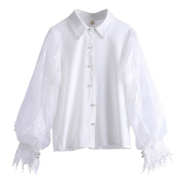 Cămașă elegantă de damă cu dantelă pe mâneci în culoarea albă