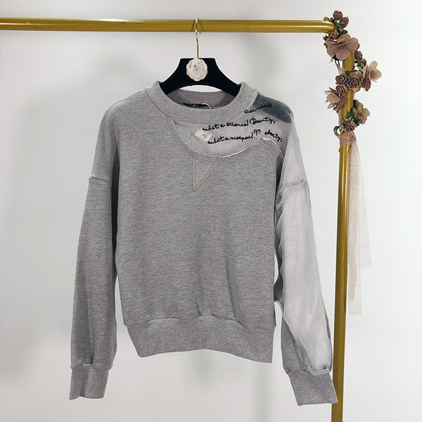 Női blúz szürke és fekete színben, tüllel