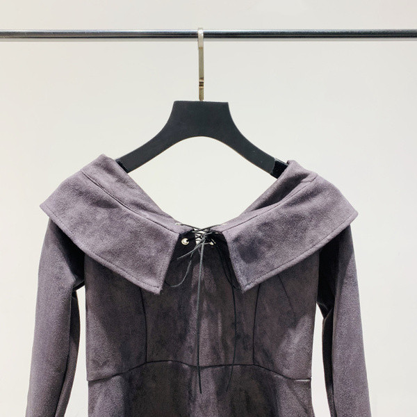 Női ruha hosszú ujjú szürke színben