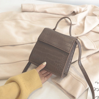 Γυναικεία καθημερινή έκοδερμάτινη τσάντα με μικρή και μακρά λαβή σε τρία χρώματα