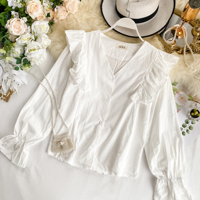 Γυναικεία πουκάμισα με λαιμόκοψη και κουμπιά σε τρία χρώματα