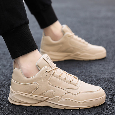 Modern férfi tornacipő bőrből fehér, fekete és bézs színben