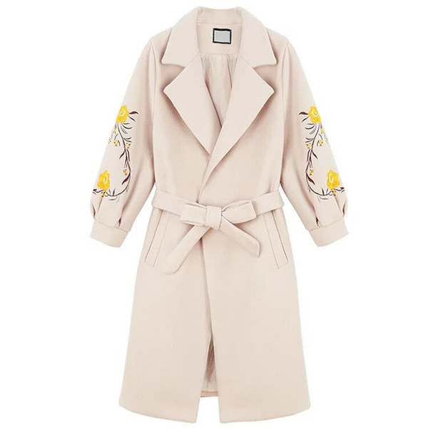 Palton lung de damă elegant, cu broderie și curea