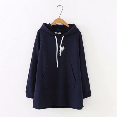 Női alkalmi pulóver kapucnival és zsebbel fekete, kék és piros színben