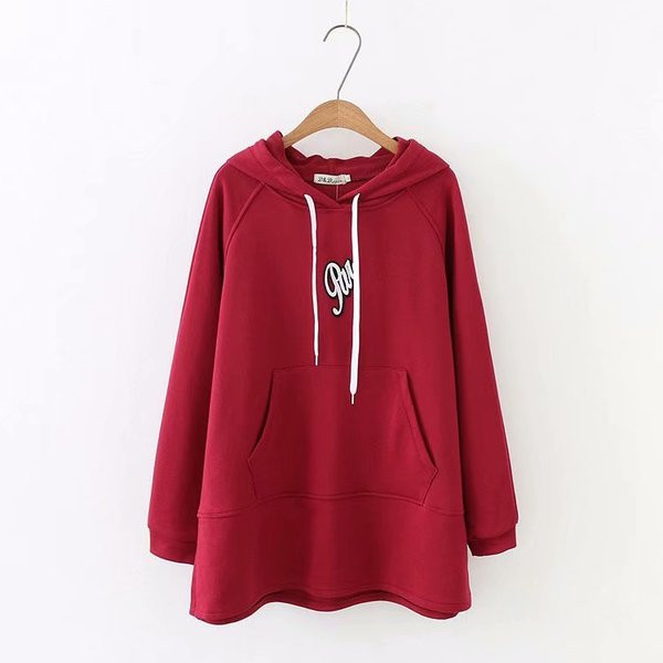 Női alkalmi pulóver kapucnival és zsebbel fekete, kék és piros színben