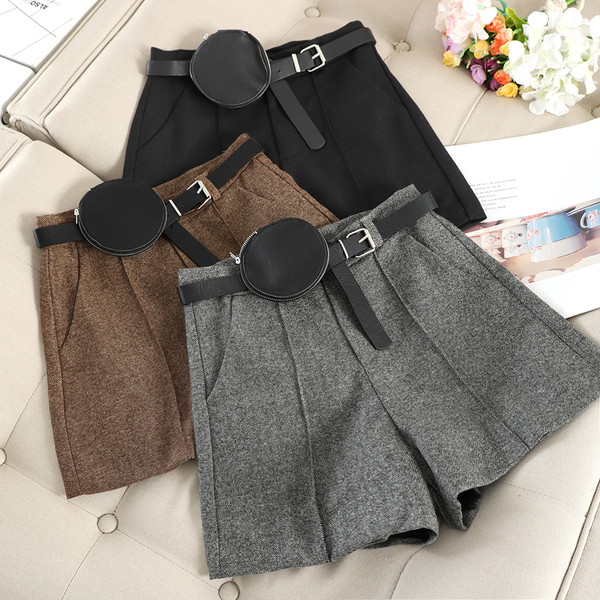 Модерен дамски къс панталон с висока талия и колан 