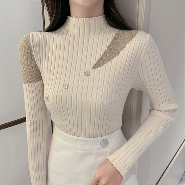 Μοντέρνο γυναικείο πουλόβερ  με χαμηλό κολάρο  και μακρύ μανίκι σε μπεζ, μπλε και μαύρο χρώμα