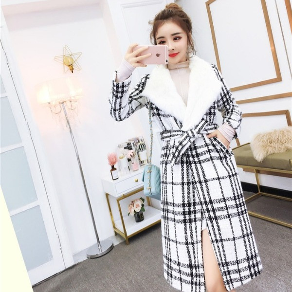 Hosszú kockás kabát és rövid kockás szoknya készlet