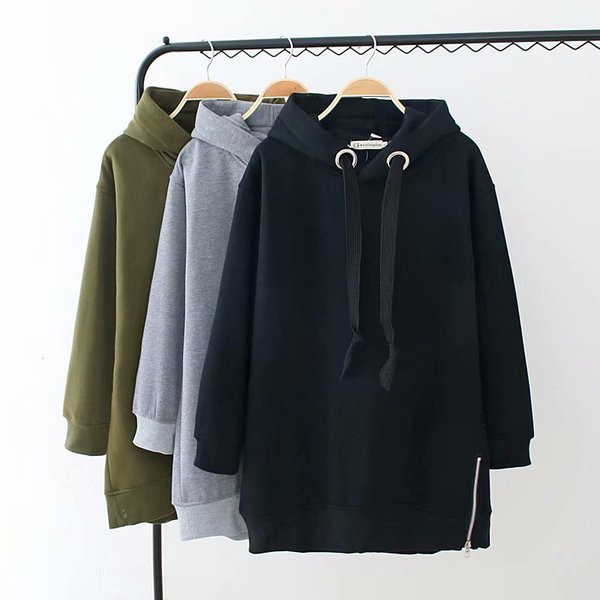 Casual γυναικείο μακρύ φούτερ  με κουκούλα και κορδόνια σε γκρι, πράσινο και μαύρο χρώμα